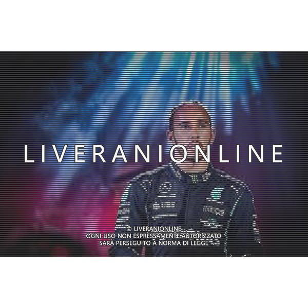 Lewis Hamilton (GBR), Mercedes AMG F1 05.12.2021. Formula 1 World Championship, Rd 21, Saudi Arabian Grand Prix, Jeddah, Saudi Arabia, Race Day. - www.xpbimages.com, EMail: requests@xpbimages.com ¬© Copyright: Charniaux / XPB Images/AGENZIA ALDO LIVERANI SAS - ITALY ONLY EDITORIAL USE ONLY