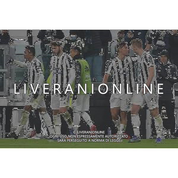 Torino 05.12.2021 Stadio Allianz Stadium ©Alessandro Falzone/Agenzia Aldo Liverani Juventus vs Genoa Serie A Tim 2021/2022 Nella foto : ESULTANZA DOPO GOL DI Paulo Dybala ©FALZONE/AGENZIA ALDO LIVERANI SAS
