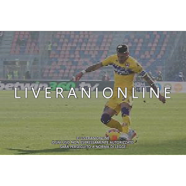 BOLOGNA vs FIORENTINA Campionato di calcio SERIE A TIM - 05.12.2021 NELLA FOTO CRISTIANO BIRAGHI ©VILLANI / AGENZIA ALDO LIVERANI SAS