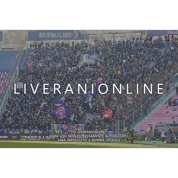 BOLOGNA vs FIORENTINA Campionato di calcio SERIE A TIM - 05.12.2021 NELLA FOTO CURVA TIFOSI FIORENTINA AL DALL\'ARA ©VILLANI / AGENZIA ALDO LIVERANI SAS