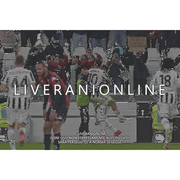 Torino 05.12.2021 Stadio Allianz Stadium ©Alessandro Falzone/Agenzia Aldo Liverani Juventus vs Genoa Serie A Tim 2021/2022 Nella foto : Esultanza gol di Paulo Dybala ©FALZONE/AGENZIA ALDO LIVERANI SAS