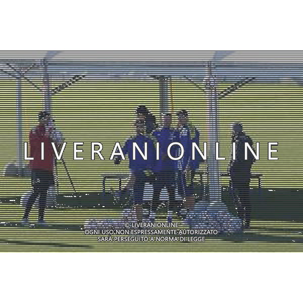 Torino 07.12.2021 Juventus Centre Continassa Allenamento rifinitura Champions League 2021/2022 ©Manuela Viganti/Ag. Aldo Liverani sas Nella foto: manuel locatelli, federico bernardeschi e alvaro morata ©VIGANTI/AGENZIA ALDO LIVERANI SAS