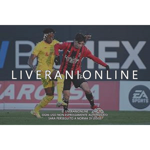 ¬© TVRG Isaac Mabaya (Liverpool) e Antonio Gala (Milan) Milan vs Liverpool UEFA Youth League fase a gironi 6a giornata - gruppo B Milano 07-12-2021 Centro sportivo Peppino Vismara foto Roberto Garavaglia/ag. Aldo Liverani sas/AGENZIA ALDO LIVERANI SAS