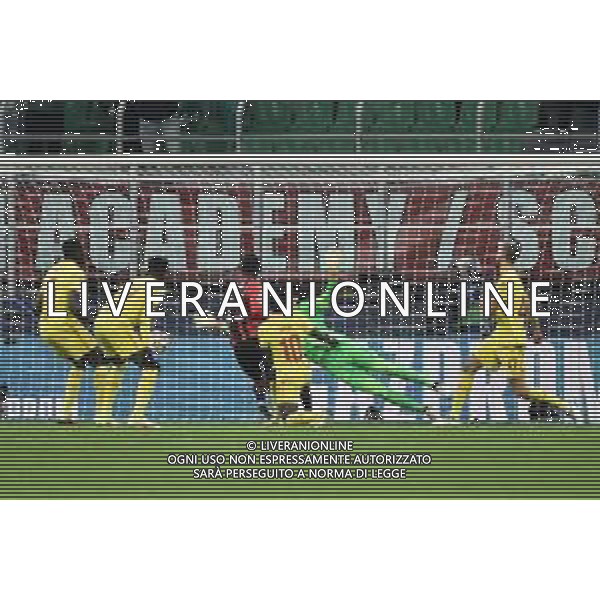 Fikayo Tomori (Milan) segna il gol dell\'1 a 0 Milan vs Liverpool UEFA Champions League fase a gironi 6a giornata - gruppo B Milano 07-12-2021 Stadio Giuseppe Meazza - San Siro foto Roberto Garavaglia/ag. Aldo Liverani sas /AGENZIA ALDO LIVERANI SAS