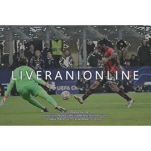 Franck Kessie (Milan) occasione da gol per il possibile pareggio Milan vs Liverpool UEFA Champions League fase a gironi 6a giornata - gruppo B Milano 07-12-2021 Stadio Giuseppe Meazza - San Siro foto Roberto Garavaglia/ag. Aldo Liverani sas /AGENZIA ALDO LIVERANI SAS