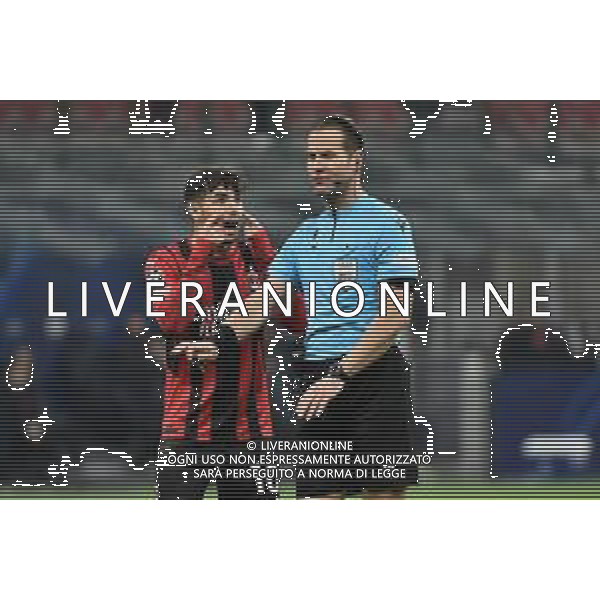 proteste Brahim Diaz (Milan) SX e l\'arbitro Danny Makkelie (NED) DX Milan vs Liverpool UEFA Champions League fase a gironi 6a giornata - gruppo B Milano 07-12-2021 Stadio Giuseppe Meazza - San Siro foto Roberto Garavaglia/ag. Aldo Liverani sas /AGENZIA ALDO LIVERANI SAS