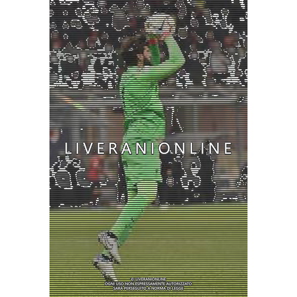 Alisson Becker (Liverpool) Milan vs Liverpool UEFA Champions League fase a gironi 6a giornata - gruppo B Milano 07-12-2021 Stadio Giuseppe Meazza - San Siro foto Roberto Garavaglia/ag. Aldo Liverani sas /AGENZIA ALDO LIVERANI SAS