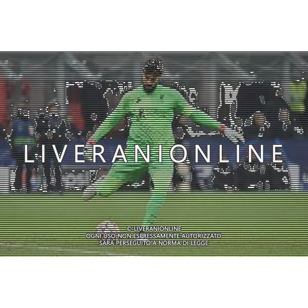 Alisson Becker (Liverpool) Milan vs Liverpool UEFA Champions League fase a gironi 6a giornata - gruppo B Milano 07-12-2021 Stadio Giuseppe Meazza - San Siro foto Roberto Garavaglia/ag. Aldo Liverani sas /AGENZIA ALDO LIVERANI SAS
