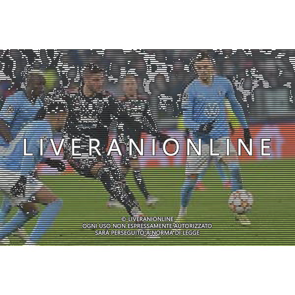 Torino 08.12.2021 Stadio Allianz Stadium ©Alessandro Falzone/Agenzia Aldo Liverani Juventus vs MALMÖ FF Champions League 2021/2022 Nella foto : Rodrigo Bentancur ©FALZONE/AGENZIA ALDO LIVERANI SAS