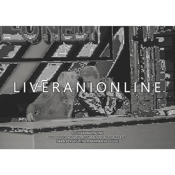 RETROSPETTIVA ALDO BISCARDI GIORNALISTA NELLA FOTO ALDO BISCARDI NELL\'ANNO 1991-1992 NELLA TRASMISSIONE TELEVISIVA “IL PROCESSO DEL LUNEDI“ CON ALESSANDRA CANALE AG ALDO LIVERANI SAS