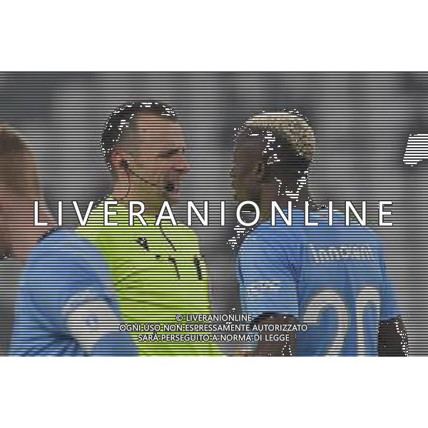 Torino 08.12.2021 Stadio Allianz Stadium ©Alessandro Falzone/Agenzia Aldo Liverani Juventus vs MALMOE FF Champions League 2021/2022 Nella foto : arbitro Irfan Peljto-Bonke Innocent ©FALZONE/AGENZIA ALDO LIVERANI SAS