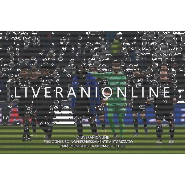 Torino 08.12.2021 Stadio Allianz Stadium ©Alessandro Falzone/Agenzia Aldo Liverani Juventus vs MALMOE FF Champions League 2021/2022 Nella foto : Esultanze finali ©FALZONE/AGENZIA ALDO LIVERANI SAS