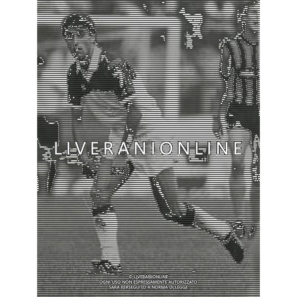 RETROSPETTIVA FRANCESCO TURRINI CALCIATORE NELLA FOTO FRANCESCO TURRINI CON LA MAGLIA DELLA SAMBENEDETTESE FOTO GAETANO AMICI-AG ALDO LIVERANI SAS