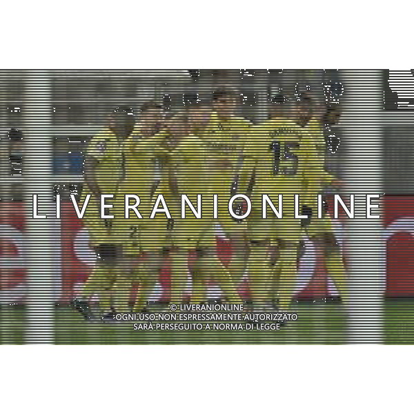 esultanza Villareal dopo il gol del 2 a 0 Etienne Capoue Atalanta vs Villareal UEFA Champions League fase a gironi recupero 6a giornata - gruppo F Bergamo 09-12-2021 Stadio Atleti Azzurri d\'Italia - Gewiss Stadium foto Roberto Garavaglia/ag. Aldo Liverani sas/AGENZIA ALDO LIVERANI SAS