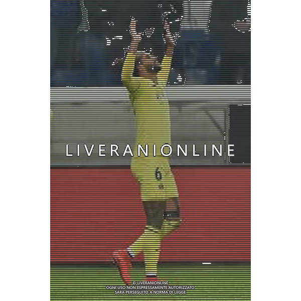 Etienne Capoue (Villareal) esulta dopo il gol del 2 a 0 Atalanta vs Villareal UEFA Champions League fase a gironi recupero 6a giornata - gruppo F Bergamo 09-12-2021 Stadio Atleti Azzurri d\'Italia - Gewiss Stadium foto Roberto Garavaglia/ag. Aldo Liverani sas/AGENZIA ALDO LIVERANI SAS