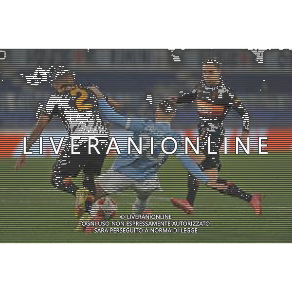 Lazio vs Galatasaray Europa League - 6 giornata Stadio Olimpico - Roma 09-12-2021 nella foto Zaccagni e Yedlin ©Federico Gaetano/AGENZIA ALDO LIVERANI SAS