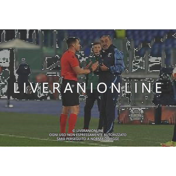 Lazio vs Galatasaray Europa League - 6 giornata Stadio Olimpico - Roma 09-12-2021 nella foto Maurizio Sarri protesta con l\'arbitro Del Cerro ©Federico Gaetano/AGENZIA ALDO LIVERANI SAS