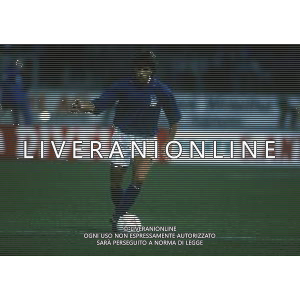 RETROSPETTIVA ALBERTO DI CHIARA CALCIATORE NELLA FOTO ALBERTO DI CHIARA CON LA MAGLIA DELLA NAZIONALE ITALIANA CALCIO AG ALDO LIVERANI SAS