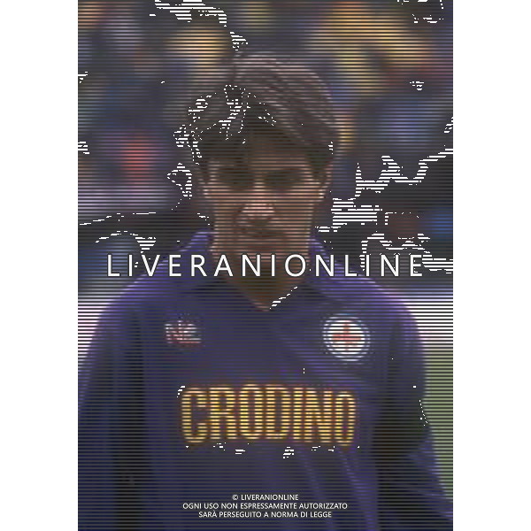 RETROSPETTIVA ALBERTO DI CHIARA CALCIATORE NELLA FOTO ALBERTO DI CHIARA CON LA MAGLIA DELLA FIORENTINA CALCIO AG ALDO LIVERANI SAS
