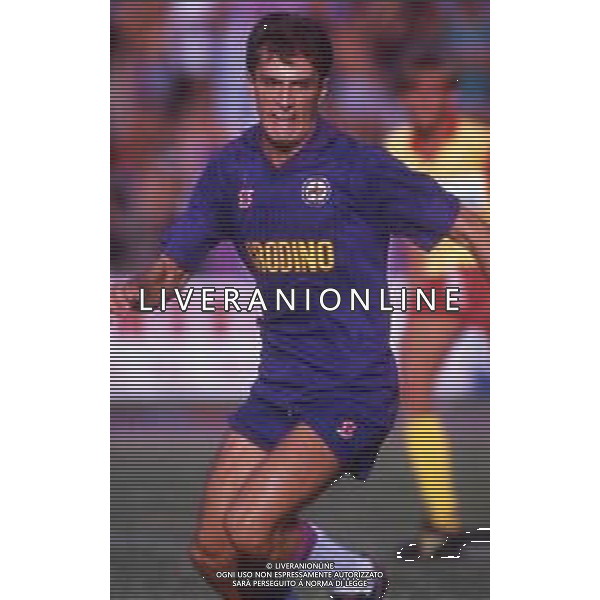 RETROSPETTIVA ALBERTO DI CHIARA CALCIATORE NELLA FOTO ALBERTO DI CHIARA CON LA MAGLIA DELLA FIORENTINA CALCIO AG ALDO LIVERANI SAS