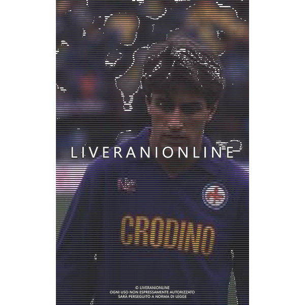 RETROSPETTIVA ALBERTO DI CHIARA CALCIATORE NELLA FOTO ALBERTO DI CHIARA CON LA MAGLIA DELLA FIORENTINA CALCIO AG ALDO LIVERANI SAS