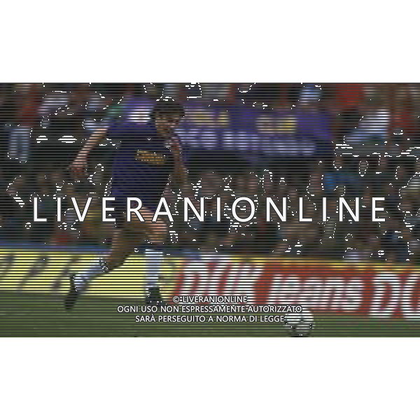 RETROSPETTIVA ALBERTO DI CHIARA CALCIATORE NELLA FOTO ALBERTO DI CHIARA CON LA MAGLIA DELLA FIORENTINA CALCIO AG ALDO LIVERANI SAS