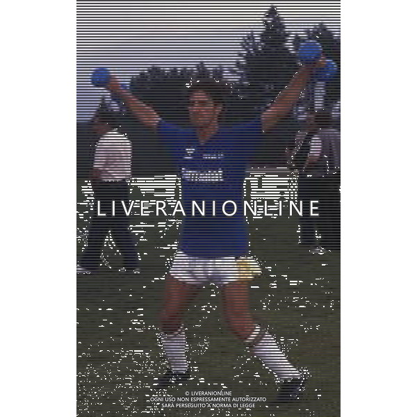 RETROSPETTIVA ALBERTO DI CHIARA CALCIATORE NELLA FOTO ALBERTO DI CHIARA CON LA MAGLIA DEL PARMA CALCIO AG ALDO LIVERANI SAS