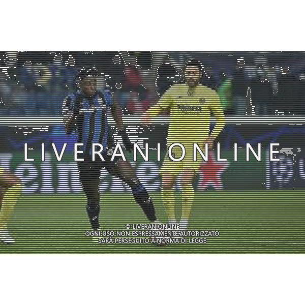 Duvan Zapata (Atalanta) SX e Vicente Iborra (Villareal) DX Atalanta vs Villareal UEFA Champions League fase a gironi recupero 6a giornata - gruppo F Bergamo 09-12-2021 Stadio Atleti Azzurri d\'Italia - Gewiss Stadium foto Roberto Garavaglia/ag. Aldo Liverani sas/AGENZIA ALDO LIVERANI SAS