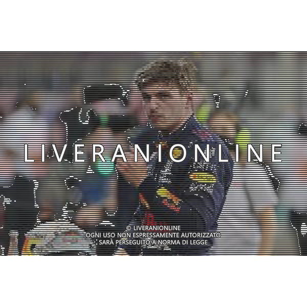 Pole postition for Max Verstappen (NLD) Red Bull Racing. 11.12.2021. Formula 1 World Championship, Rd 22, Abu Dhabi Grand Prix, Yas Marina Circuit, Abu Dhabi, Qualifying Day. - www.xpbimages.com, EMail: requests@xpbimages.com ¬© Copyright: Batchelor / XPB Images/AGENZIA ALDO LIVERANI SAS - ITALY ONLY EDITORIAL USE ONLY