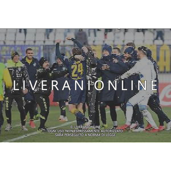 ¬© TVRG esultanza Frosinone dopo il gol del 2 a 0 Monza vs Frosinone Campionato Serie BKT - 17a giornata Monza 11-12-2021 U-Power Stadium foto Roberto Garavaglia/ag. Aldo Liverani sas /AGENZIA ALDO LIVERANI SAS