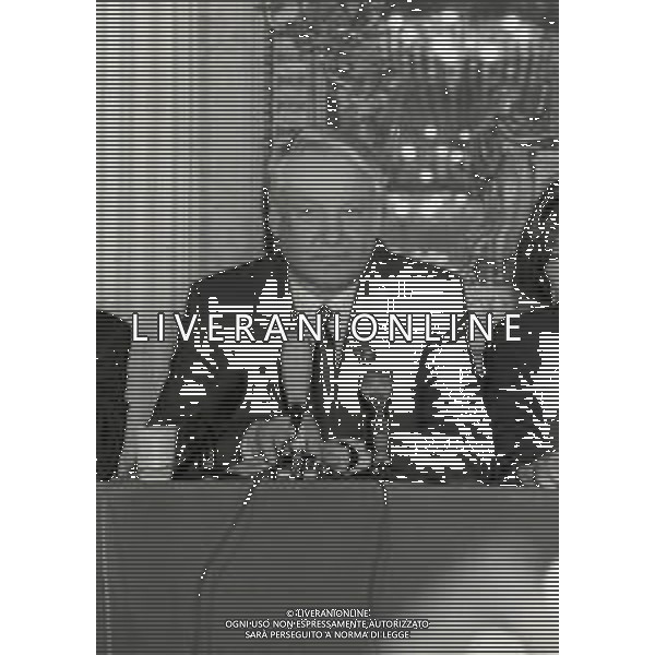 1990 MILANO PALAZZO MARINO CONFERENZA STAMPA DI BORIS ELTSIN PRESIDENTE DELLA RUSSIA CON IL SINDACO DI MILANO PAOLO PILLITTERI NELLA FOTO BORIS ELTSIN AG ALDO LIVERANI SAS