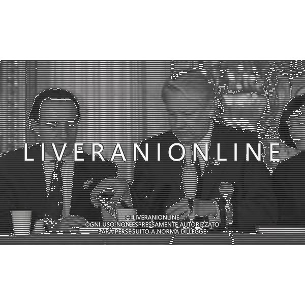 1990 MILANO PALAZZO MARINO CONFERENZA STAMPA DI BORIS ELTSIN PRESIDENTE DELLA RUSSIA CON IL SINDACO DI MILANO PAOLO PILLITTERI NELLA FOTO BORIS ELTSIN E PAOLO PILLITTERI AG ALDO LIVERANI SAS