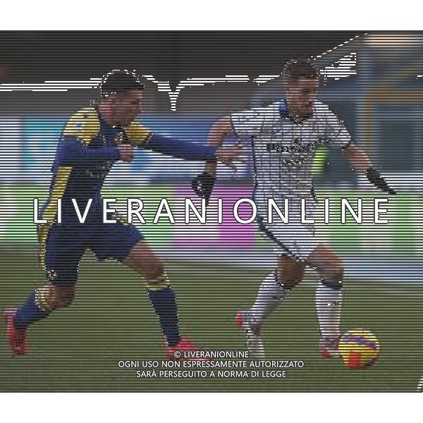 HELLAS VERONA - ATALANTA CAMPIONATO CALCIO SERIE A TIM 12.12.2021 NELLA FOTO NICOLO\' CASALE E MARIO PASALIC ©SANTANDREA/AGENZIA ALDO LIVERANI SAS