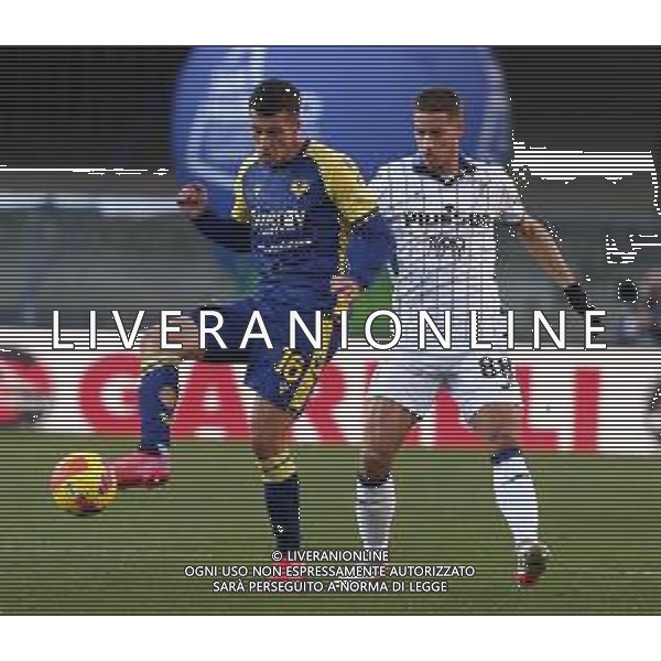 HELLAS VERONA - ATALANTA CAMPIONATO CALCIO SERIE A TIM 12.12.2021 NELLA FOTO NICOLO\' CASALE E MARIO PASALIC ©SANTANDREA/AGENZIA ALDO LIVERANI SAS