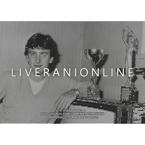 RETROSPETTIVA PAOLO GIOVANNELLI CALCIATORE NELLA FOTO PAOLO GIOVANNELLI A ROMA NELLA SUA ABITAZIONE AG ALDO LIVERANI SAS