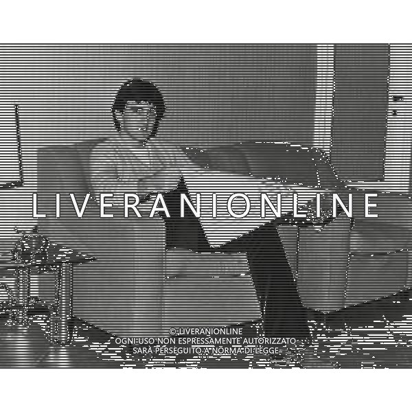 RETROSPETTIVA PAOLO GIOVANNELLI CALCIATORE NELLA FOTO PAOLO GIOVANNELLI A ROMA NELLA SUA ABITAZIONE AG ALDO LIVERANI SAS