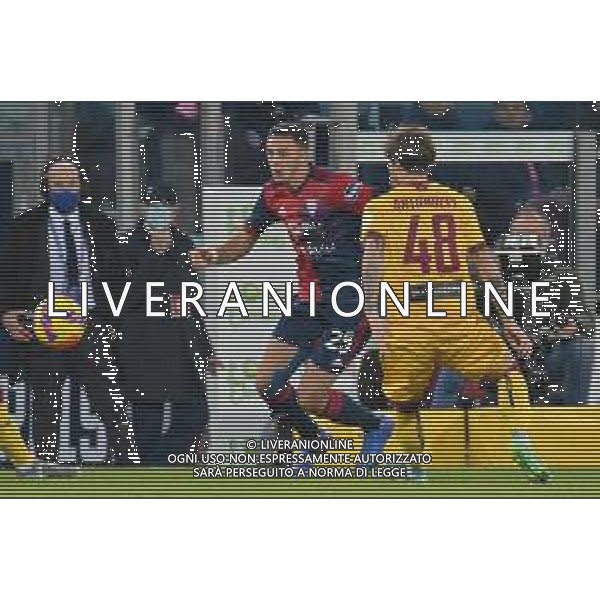15-12-2021. Cagliari Calcio - A.S. Cittadella. Sedicesimi Coppa Italia 2021-2022. Italia, Sardegna, Cagliari, Stadio Unipol Domus. Salvatore Moi/Aldo Liverani s.a.s. Nella foto: Gabriele Zappa Cagliari, ANTONUCCI Mirko Cittadella ©MOI/AGENZIA ALDO LIVERANI SAS