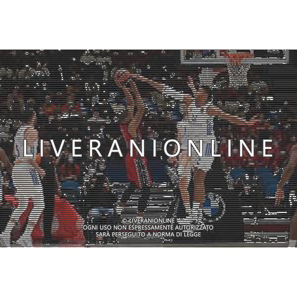 ¬© TVRG Devon Hall (Olimpia Milano) e Walter Tavares (Real Madrid) AX Armani Exchange Milano vs Real Madrid Turkish Airlines EuroLeague - 16a giornata regular season Assago (MI) 16-12-2021 Mediolanum Forum foto Roberto Garavaglia/ag. Aldo Liverani sas/AGENZIA ALDO LIVERANI SAS