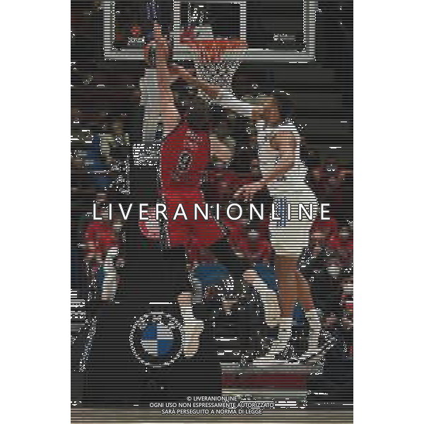 © TVRG Nicolo\' Melli (Olimpia Milano) e Walter Tavares (Real Madrid) AX Armani Exchange Milano vs Real Madrid Turkish Airlines EuroLeague - 16a giornata regular season Assago (MI) 16-12-2021 Mediolanum Forum foto Roberto Garavaglia/ag. Aldo Liverani sas/AGENZIA ALDO LIVERANI SAS