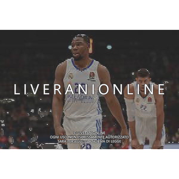 ¬© TVRG Guerschon Yabusele (Real Madrid) e sulla DX Walter Tavares (Real Madrid) AX Armani Exchange Milano vs Real Madrid Turkish Airlines EuroLeague - 16a giornata regular season Assago (MI) 16-12-2021 Mediolanum Forum foto Roberto Garavaglia/ag. Aldo Liverani sas/AGENZIA ALDO LIVERANI SAS
