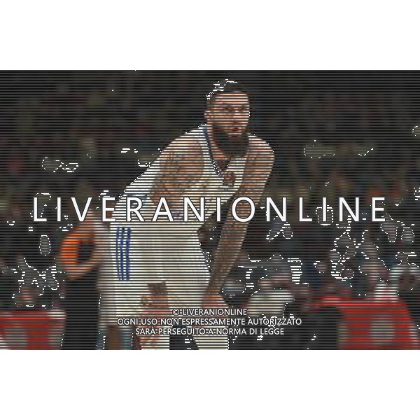 ¬© TVRG Vincent Poirier (Real Madrid) AX Armani Exchange Milano vs Real Madrid Turkish Airlines EuroLeague - 16a giornata regular season Assago (MI) 16-12-2021 Mediolanum Forum foto Roberto Garavaglia/ag. Aldo Liverani sas/AGENZIA ALDO LIVERANI SAS