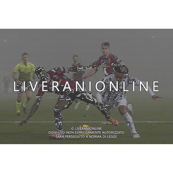 Bologna - Juventus Campionato di Calcio Serie A TIM 18/12/2021 nella foto: Barrow Musa(Bologna f.c.) Mckennie Weston (Juventus f.c.) ©Claudio Zamagni/Agenzia Aldo Liverani during Italian Serie A soccer match between Bologna and Juventus at Renato Dall\'Ara Stadium on December 18 2021 photo credit by Claudio Zamagni/Aldo Liverani Photo Agency/AGENZIA ALDO LIVERANI SAS