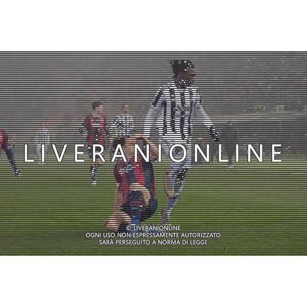 BOLOGNA vs JUVENTUS Campionato Calcio SERIE A TIM 18.12.2021 NELLA FOTO MOISE KEANE E ARTHUR THEATE ©VILLANI / AGENZIA ALDO LIVERANI SAS