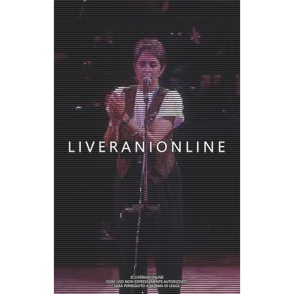 RETROSPETTIVA JOAN BAEZ CANTANTE NELLA FOTO JOAN BAEZ IN CONCERTO NELL\'ANNO 1990 AG ALDO LIVERANI SAS