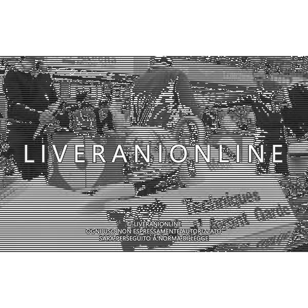 GRAN PREMIO DI SAN MARINO CAMPIONATO MONDIALE DI FORMULA 1, AUTODROMO DI IMOLA 3 MAGGIO 1981 - RETROSPETTIVA Nella foto il pilota Alan Jones su McLaren-Ford Cosworth ©Archivio Giovanni Liverani/AGENZIA ALDO LIVERANI SAS