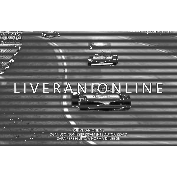GRAN PREMIO DI SAN MARINO CAMPIONATO MONDIALE DI FORMULA 1, AUTODROMO DI IMOLA 3 MAGGIO 1981 - RETROSPETTIVA Nella foto il pilota Gilles Villeneuve su Ferrari e Didier Pironi ©Archivio Giovanni Liverani/AGENZIA ALDO LIVERANI SAS