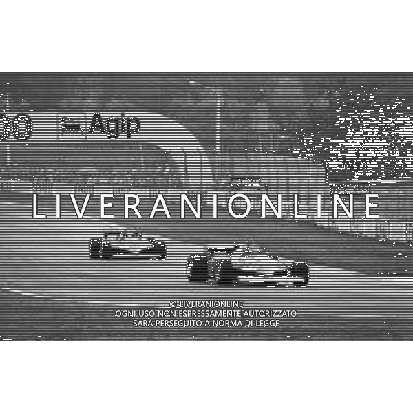 GRAN PREMIO DI SAN MARINO CAMPIONATO MONDIALE DI FORMULA 1, AUTODROMO DI IMOLA 3 MAGGIO 1981 - RETROSPETTIVA Nella foto il pilota Gilles Villeneuve su Ferrari e Didier Pironi ©Archivio Giovanni Liverani/AGENZIA ALDO LIVERANI SAS