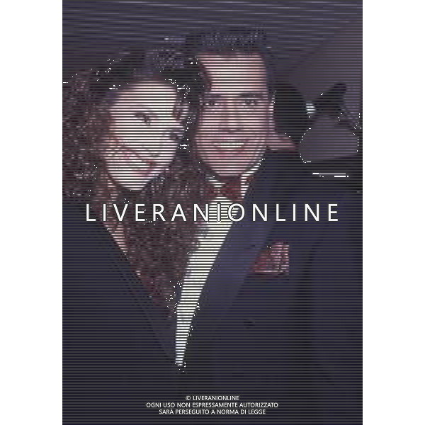 RETROSPETTIVA TEO TEOCOLI ATTORE NELLA FOTO TEO TEOCOLI CON SABINA STILO NELL\'ANNO 1990 NELLA TRASMISSIONE “UNA ROTONDA SUL MARE“ AG ALDO LIVERANI SAS