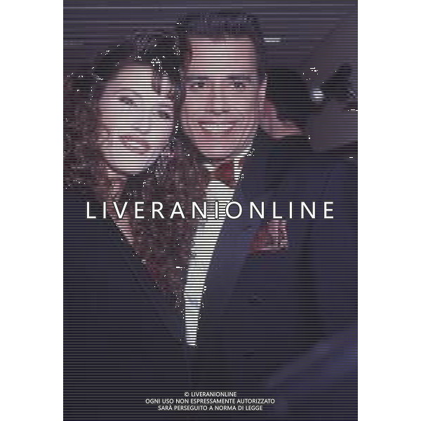 RETROSPETTIVA TEO TEOCOLI ATTORE NELLA FOTO TEO TEOCOLI CON SABINA STILO NELL\'ANNO 1990 NELLA TRASMISSIONE “UNA ROTONDA SUL MARE“ AG ALDO LIVERANI SAS