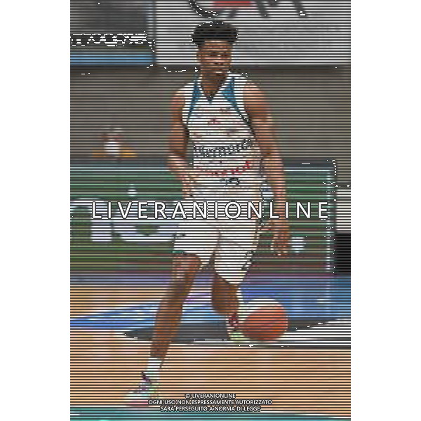 ¬© TVRG Jordan Bayehe (Cantu\') San Bernardo-Cinelandia Park Cantu\' vs Urania Milano 12a giornata - Campionato Serie A2 girone verde Desio (MB) 21-12-2021 PalaBancoDesio foto Roberto Garavaglia/ag. Aldo Liverani sas/AGENZIA ALDO LIVERANI SAS